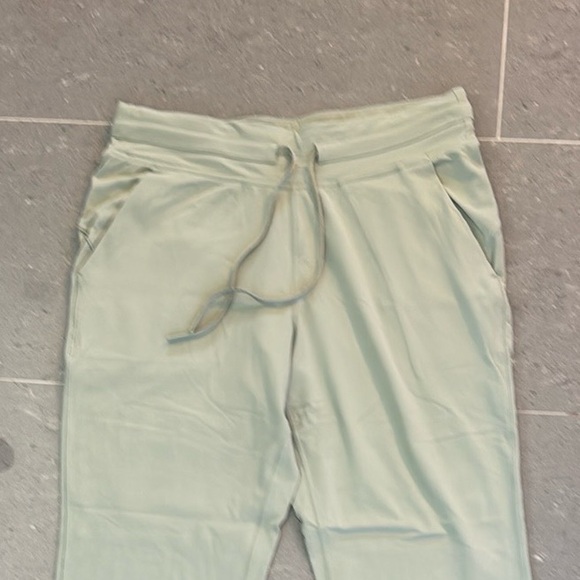 Lululemon Joggers - Picture 2 of 4